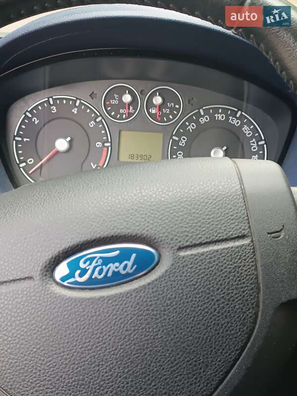 Хэтчбек Ford Fiesta 2008 в Немирове