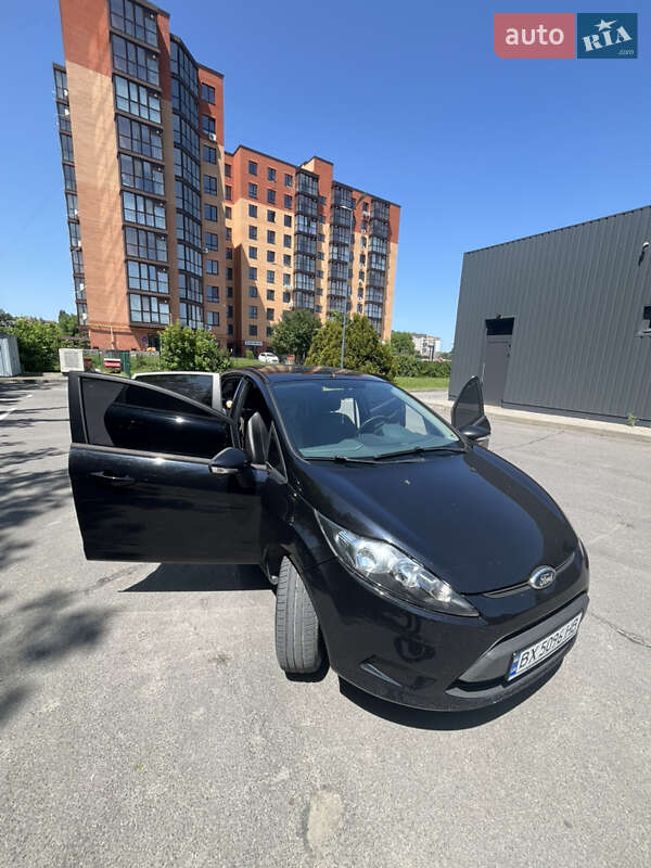 Хэтчбек Ford Fiesta 2009 в Каменец-Подольском