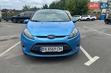 Хэтчбек Ford Fiesta 2011 в Вишневом