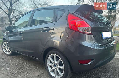 Хэтчбек Ford Fiesta 2019 в 