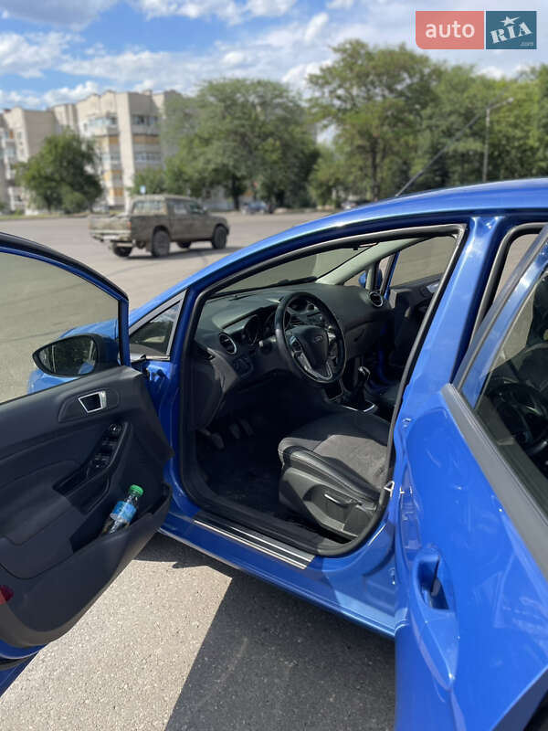 Хэтчбек Ford Fiesta 2013 в Днепре фото 10 Хэтчбек Ford Fiesta 2013 в Днепре