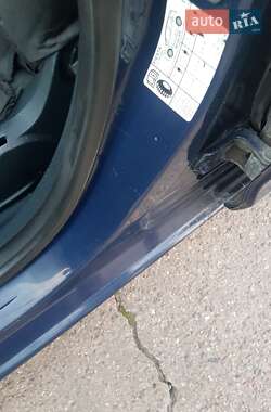 Хэтчбек Ford Fiesta 2011 в 