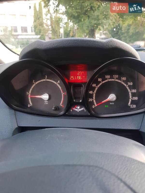 Хетчбек Ford Fiesta 2011 в Львові фото 18 Хетчбек Ford Fiesta 2011 в Львові