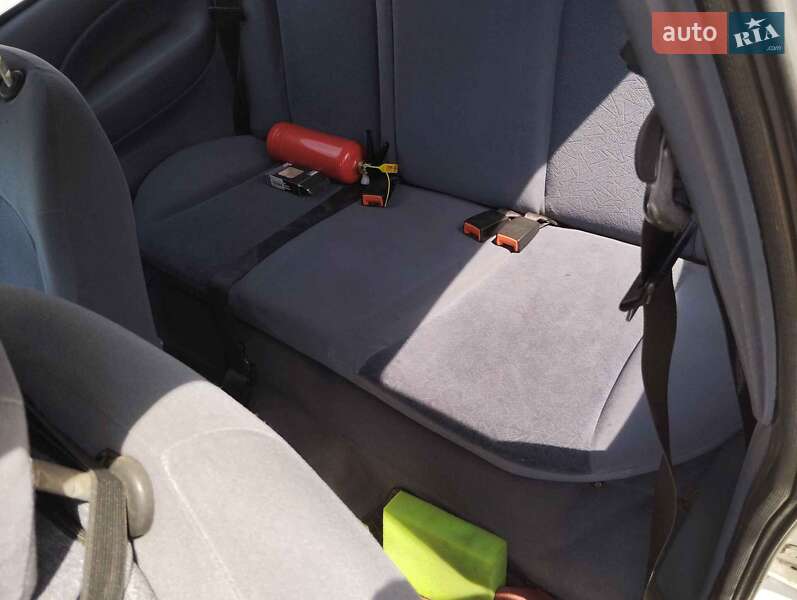Хэтчбек Ford Fiesta 1996 в Львове фото 11 Хэтчбек Ford Fiesta 1996 в Львове