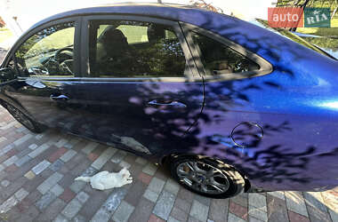 Седан Ford Fiesta 2015 в 
