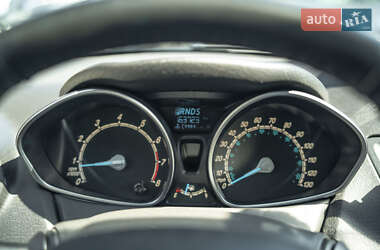 Седан Ford Fiesta 2014 в 