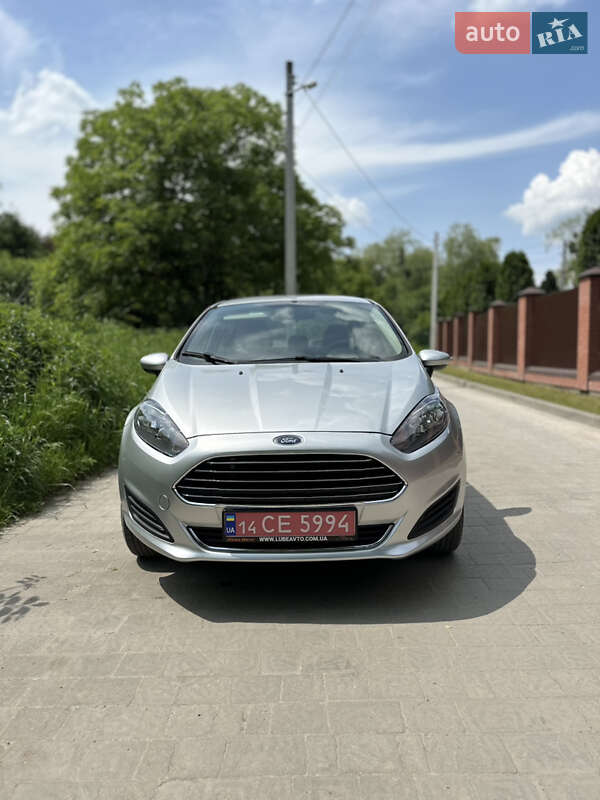 Седан Ford Fiesta 2019 в Львове