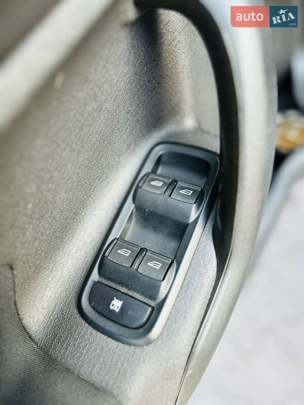 Седан Ford Fiesta 2018 в Одессе фото 16 Седан Ford Fiesta 2018 в Одессе