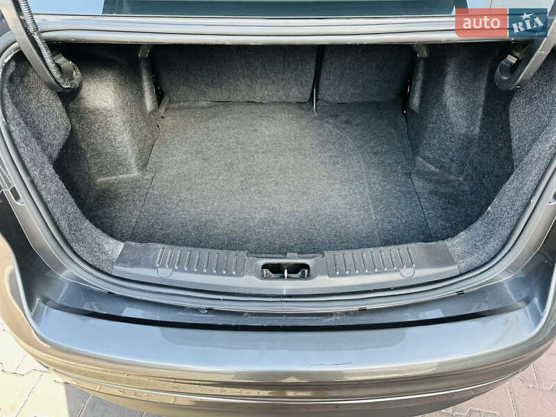 Седан Ford Fiesta 2018 в Одессе фото 27 Седан Ford Fiesta 2018 в Одессе