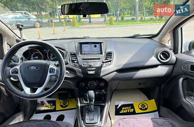 Хэтчбек Ford Fiesta 2019 в 