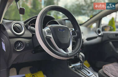 Хэтчбек Ford Fiesta 2019 в 