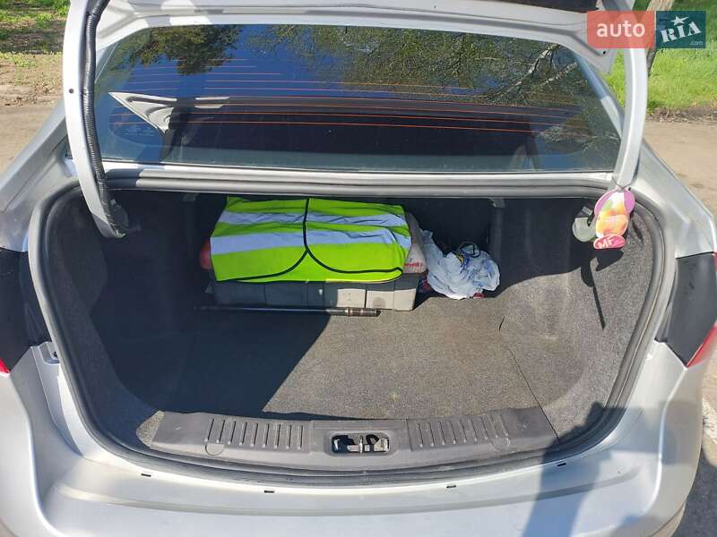 Седан Ford Fiesta 2019 в Ровно
