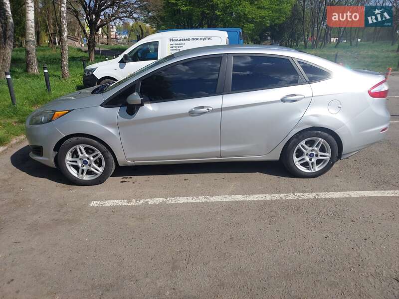 Седан Ford Fiesta 2019 в Ровно