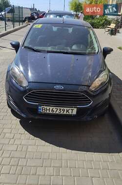 Хэтчбек Ford Fiesta 2013 в 