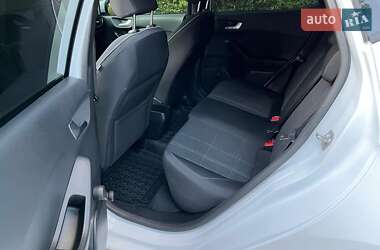 Хэтчбек Ford Fiesta 2018 в 