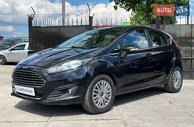 Хэтчбек Ford Fiesta 2014 в 