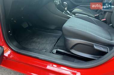 Хэтчбек Ford Fiesta 2017 в 