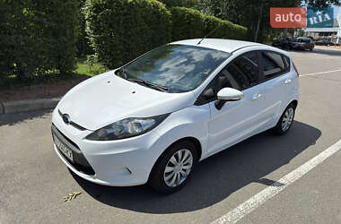 Хэтчбек Ford Fiesta 2012 в Киеве