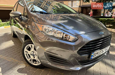 Седан Ford Fiesta 2014 в 