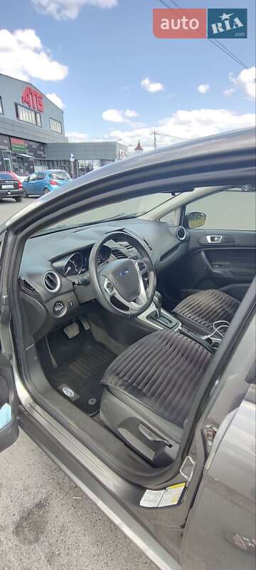 Седан Ford Fiesta 2013 в Киеве