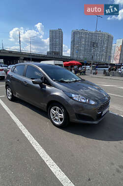 Хэтчбек Ford Fiesta 2018 в Киеве