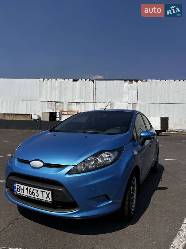 Хэтчбек Ford Fiesta 2010 в Одессе