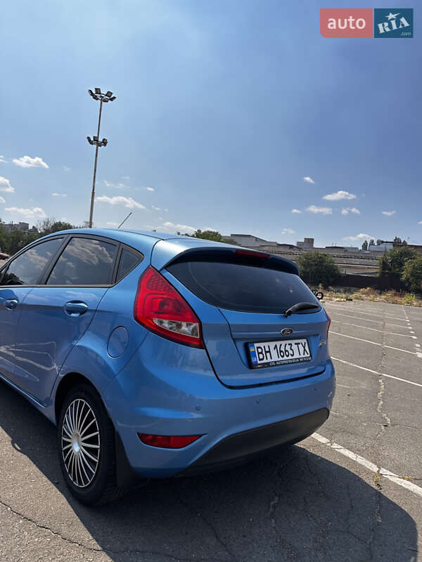 Хэтчбек Ford Fiesta 2010 в Одессе