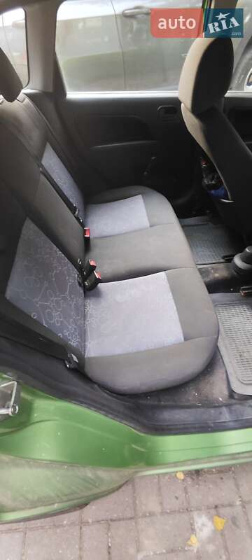 Хетчбек Ford Fiesta 2008 в Дніпрі фото 10 Хетчбек Ford Fiesta 2008 в Дніпрі