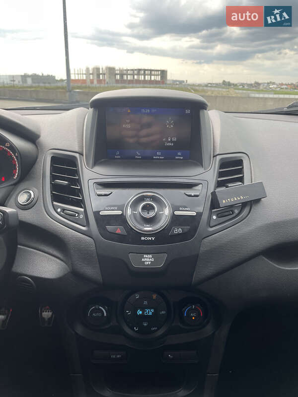 Хэтчбек Ford Fiesta 2016 в Львове фото 16 Хэтчбек Ford Fiesta 2016 в Львове