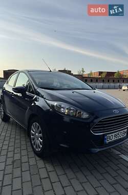 Хэтчбек Ford Fiesta 2013 в 