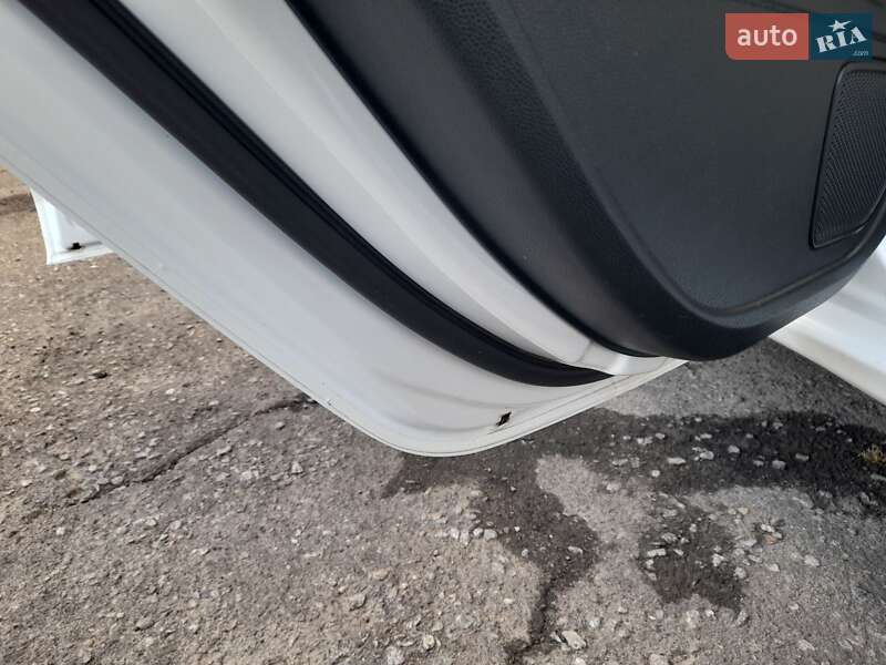 Хэтчбек Ford Fiesta 2010 в Литине