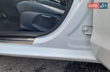 Хэтчбек Ford Fiesta 2010 в 