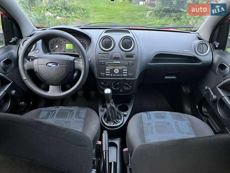 Хетчбек Ford Fiesta 2007 в Броварах