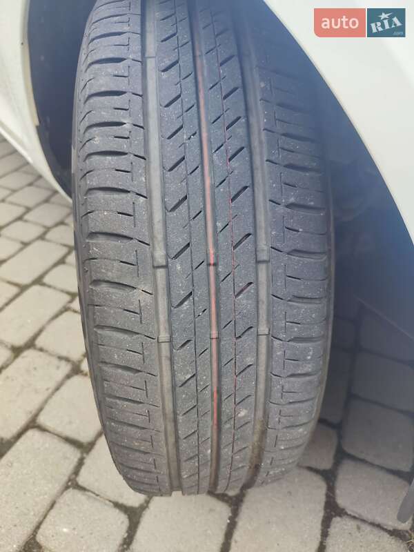 Хэтчбек Ford Fiesta 2014 в Львове