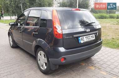 Хэтчбек Ford Fiesta 2007 в 
