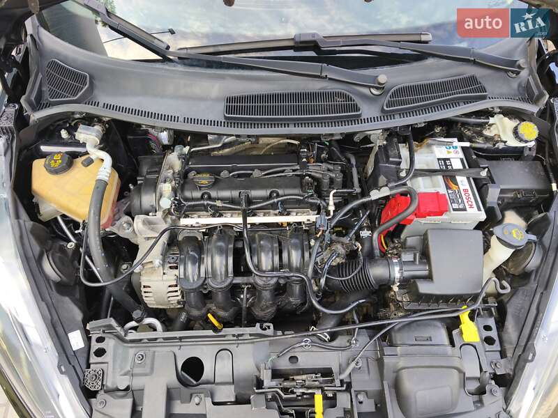 Седан Ford Fiesta 2018 в Днепре