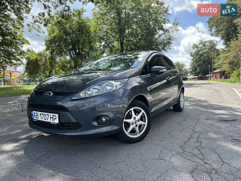 Хэтчбек Ford Fiesta 2011 в Виннице