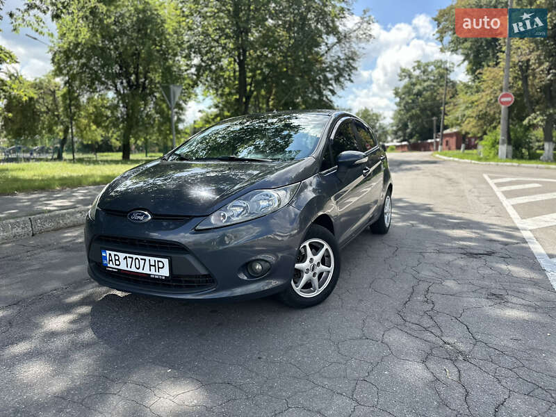 Хэтчбек Ford Fiesta 2011 в Виннице