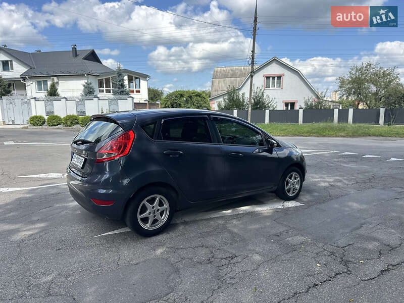 Хэтчбек Ford Fiesta 2011 в Виннице