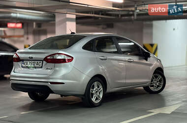 Седан Ford Fiesta 2017 в 