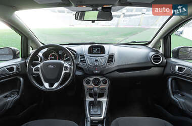 Седан Ford Fiesta 2014 в 