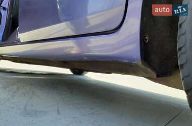 Хэтчбек Ford Fiesta 2006 в 