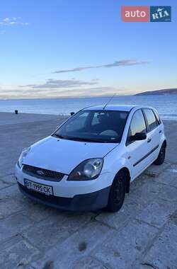 Хэтчбек Ford Fiesta 2007 в 