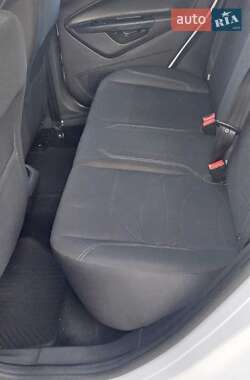 Хэтчбек Ford Fiesta 2013 в 