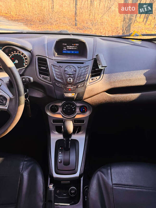 Седан Ford Fiesta 2018 в Южноукраїнську фото 2 Седан Ford Fiesta 2018 в Южноукраїнську