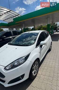 Хэтчбек Ford Fiesta 2014 в Киеве
