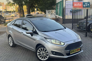 Седан Ford Fiesta 2017 в 