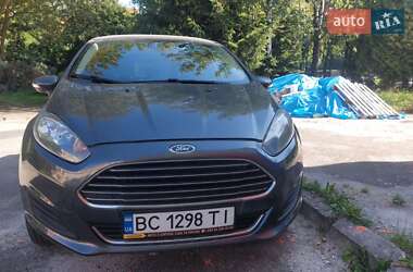 Хэтчбек Ford Fiesta 2018 в 