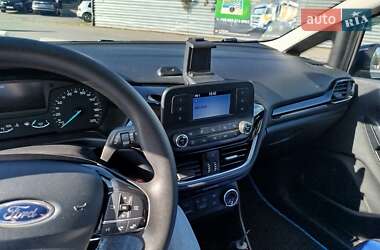 Хэтчбек Ford Fiesta 2018 в 