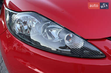 Хэтчбек Ford Fiesta 2012 в 